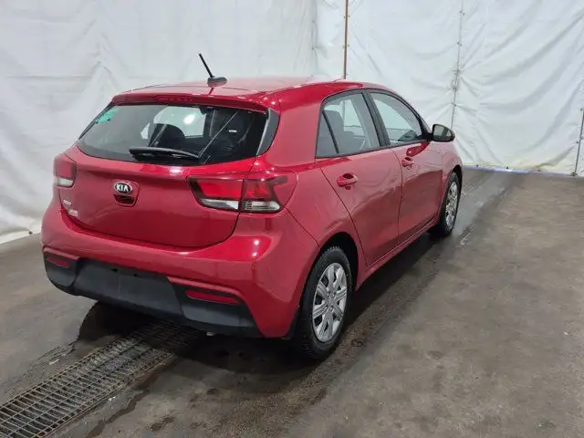 2021 Kia Rio 5-door LX + Hatchback | Auto | Heated Seats in Cars & Trucks in Guelph - Image 5