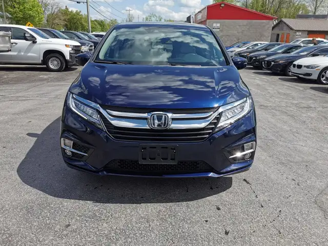 2018 Honda Odyssey Touring dans Autos et camions dans Belleville - Image 3