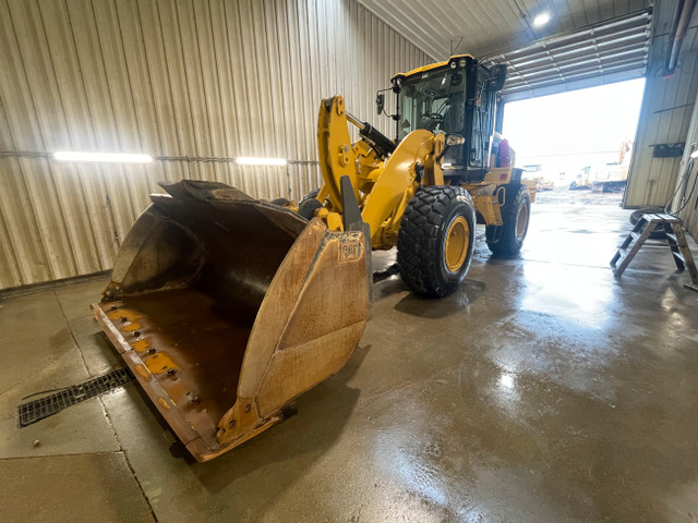 2015 Caterpillar 938M in Heavy Equipment in Calgary