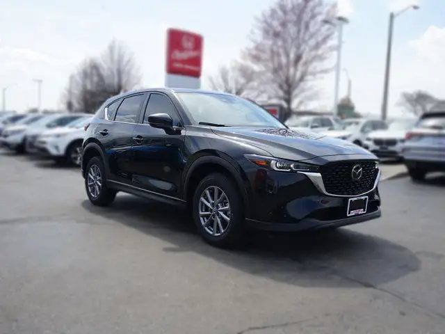 2024 Mazda CX-5 GS | All Wheel Drive | Leather in Cars & Trucks in Hamilton - Image 4