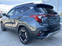 This Kia Seltos delivers a Intercooled Turbo Regular Unleaded I-4 1.6 L/98 engine powering this Auto... (image 2)