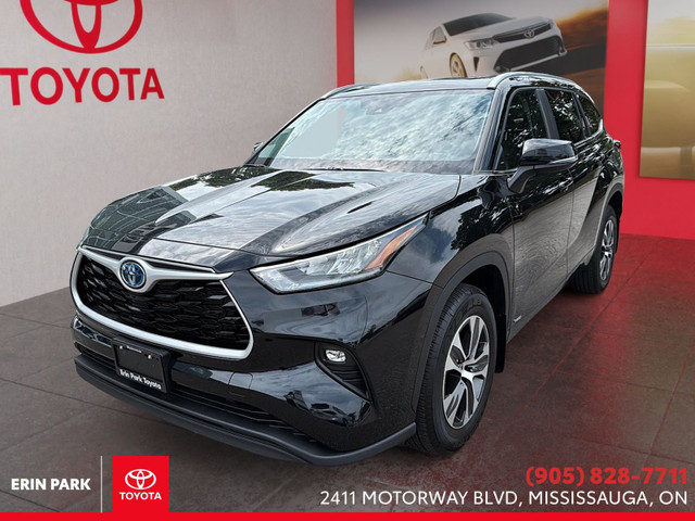 2023 Toyota Highlander Hybrid XLE in Cars & Trucks in Oakville / Halton Region