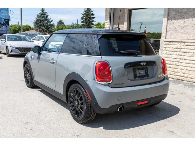 2018 MINI Cooper Hardtop COOPER | HEATED SEATS | SUNROOF | CLEAN in Cars & Trucks in Winnipeg - Image 7