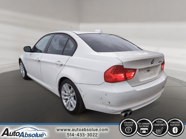 2011 BMW 323i323i in Cars & Trucks in Laval / North Shore - Image 3