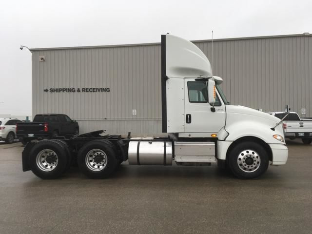 2017 International Prostar Daycab, Used Day Cab Tractor in Heavy Trucks in Regina - Image 4