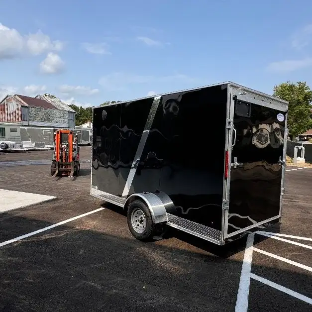 6x12 Single Axle 6.6 INT Enclosed Cargo Trailer in Cargo & Utility Trailers in Brantford - Image 11