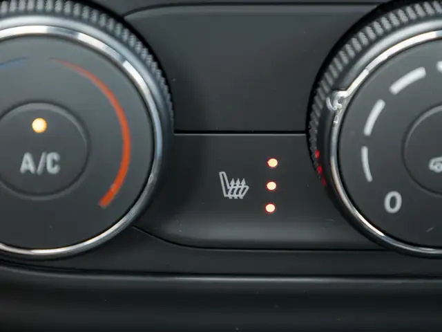 2025 Chevrolet Trax 1RS- Sunroof | Heated Steering Wheel dans Autos et camions dans Région de Markham/York - Image 18