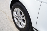 This 2021 Land Rover Range Rover is a sleek and stylish SUV with just 33,499 kms on it! Its white ex... (image 7)