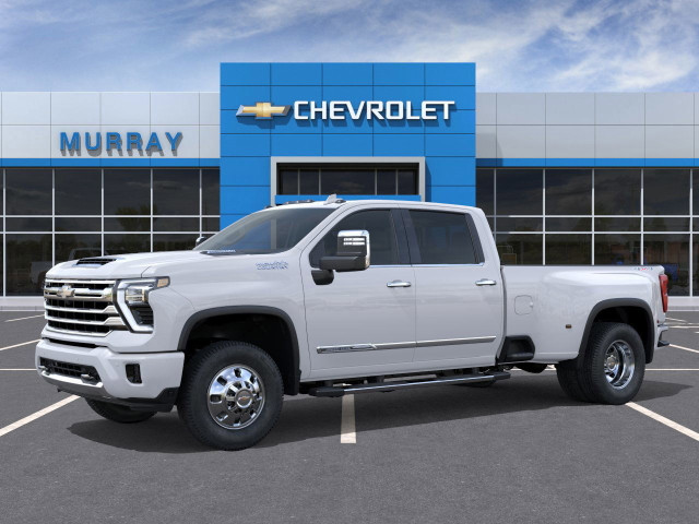 2025 Chevrolet Silverado 3500HD High Country in Cars & Trucks in Medicine Hat - Image 3