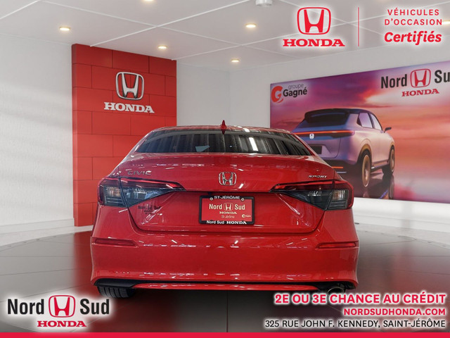 Honda Civic Sedan Sport CVT 2022 in Cars & Trucks in Laurentides - Image 3