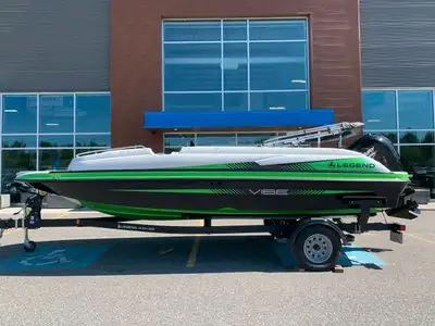 The 2022 Vibe D20 is the ultimate crossover between performance and comfort. powered by a Mercury 15...