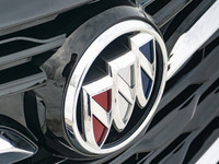 The 2021 Buick Encore GX Preferred is a stylish and compact SUV designed for comfort and convenience... (image 9)
