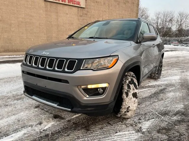2017 Jeep Compass w/ Leather $0 down financing, all credit appro