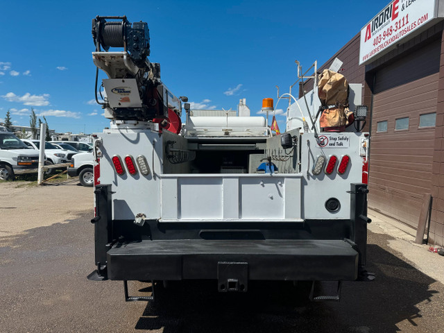 2015 Ford F-550 DRW XLT SERVICE TRUCK CRANE VMAC LOW KM! in Cars & Trucks in Calgary - Image 4