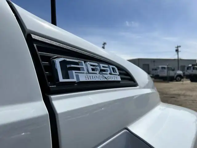 2024 FORD F650 Pro Loader | Crew Cab in Cars & Trucks in Edmonton - Image 32