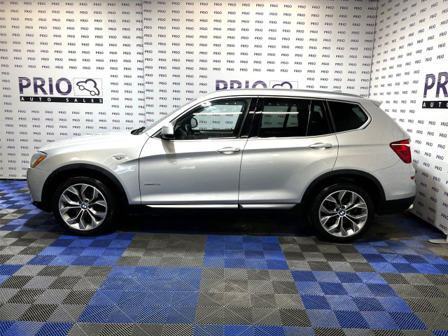2017 BMW X3 in Cars & Trucks in Ottawa - Image 2