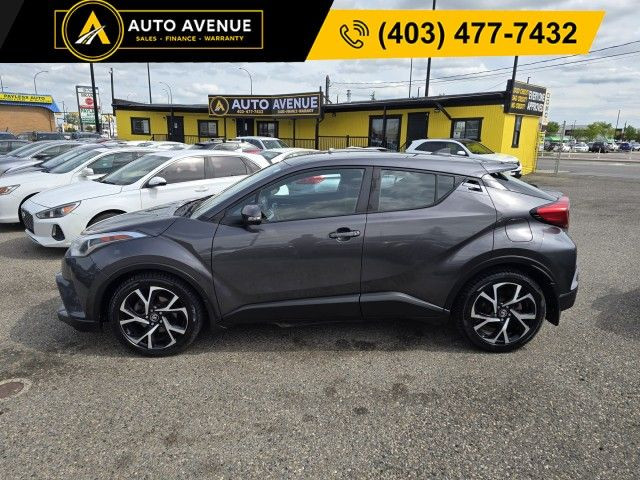 2018 Toyota C-HR XLE - BACKUP CAMERA, ALL WHEEL DRIVE, TOP TRIM, in Cars & Trucks in Calgary - Image 2