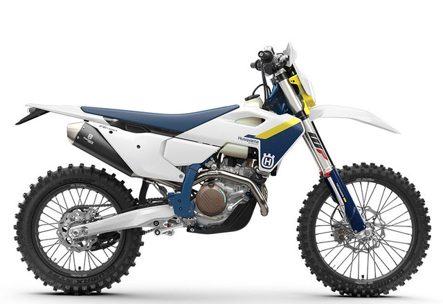 2025 Husqvarna FE 450 in Dirt Bikes & Motocross in Longueuil / South Shore - Image 2