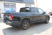 CLEAN CARFAX ACCIDENT FREE WELL MAINTAINED SAFETY INCLUDED LOCAL ONTARIO VECHILE The 2019 Honda Ridg... (image 6)