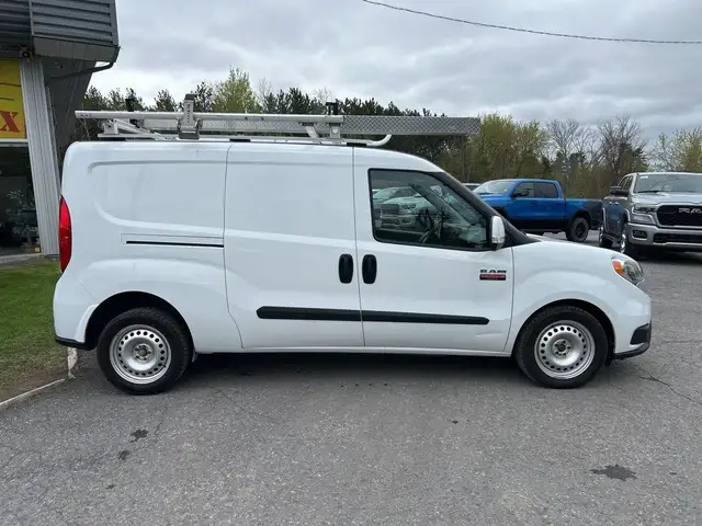 2021 Ram ProMaster City SLT dans Autos et camions dans Ottawa - Image 11