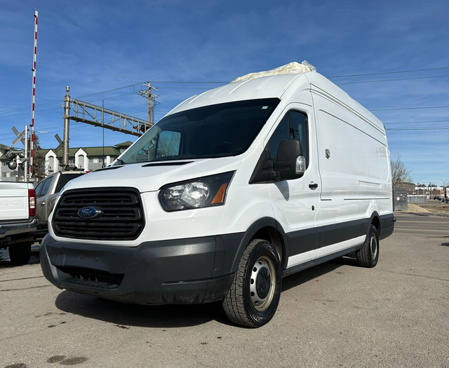 2015 Ford Transit Cargo Van T350 XLT Fridge dans Autos et camions  à Calgary