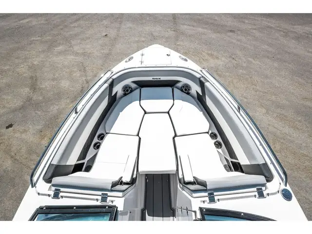 2025 Chaparral 267 SSX in Powerboats & Motorboats in Québec City - Image 34