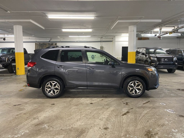 2022 Subaru Forester Touring SUNROOF HEATED SEATS/WHEEL in Cars & Trucks in Calgary - Image 4
