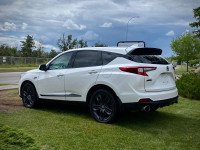 Stock#: 251102AThe 2020 Acura MDX A-Spec 4dr in Canada offers a compelling blend of luxury, sportine... (image 3)