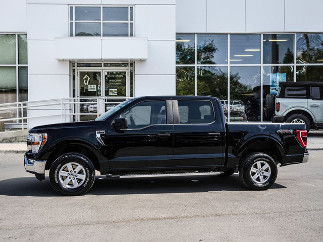 2021 Ford F-150 XLT 4WD Crew 5.5' Box 2.7L Eco One Owner Lease r in Cars & Trucks in Winnipeg - Image 4