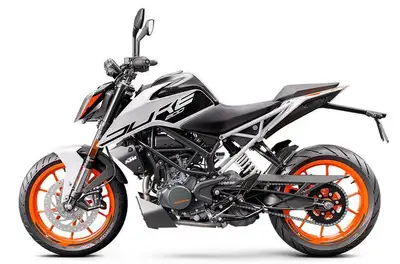 Engine Type: 1-cylinder, 4-stroke engine Displacement: 199.5 cm? Cooling: Liquid cooled Fuel System:...