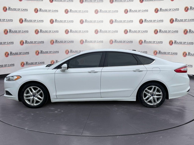  2015 Ford Fusion 4dr Sdn SE FWD/ Heated Seats/ Bluetooth in Cars & Trucks in Calgary - Image 2