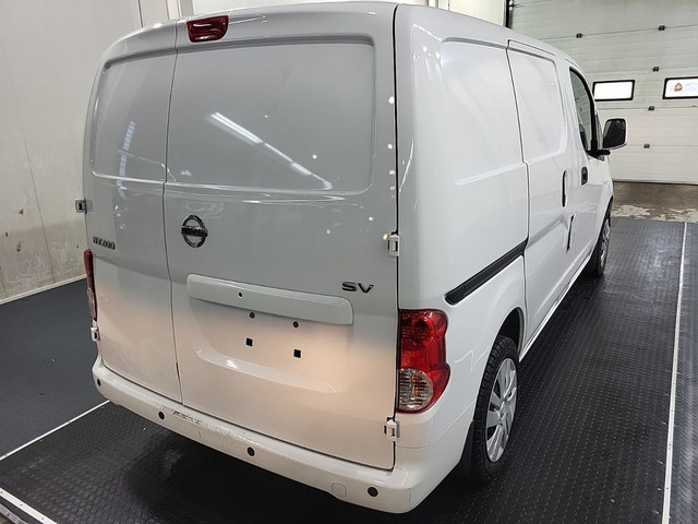 2019 Nissan NV200 NV200 SV - Cruise/Camera/Shelves/Divider in Cars & Trucks in City of Toronto - Image 3