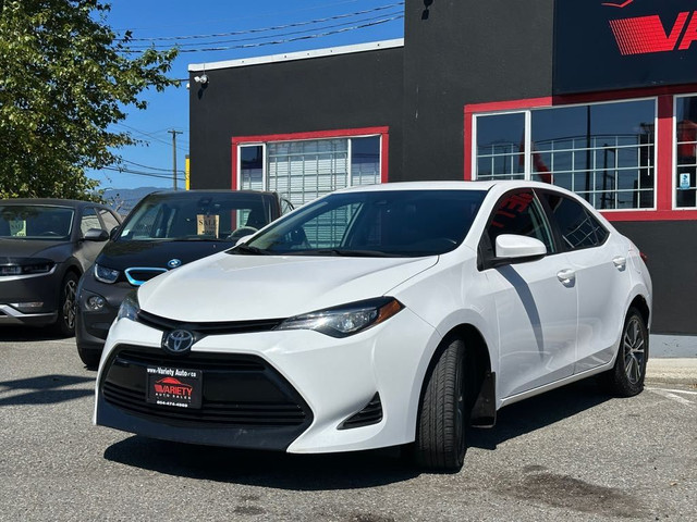 2019 Toyota Corolla LE Auto Sunroof Camera 1 Year FREE Service & in Cars & Trucks in Vancouver - Image 2