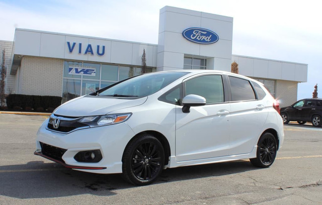  2019 HONDA FIT SPORT 1.5L MANUELLE SIÈGES CHAUFFANTS CAMÉRA in Cars & Trucks in Longueuil / South Shore