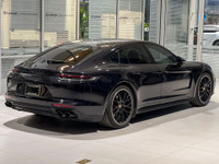 See Dealer Website for Details. AMIVC Licensed Business Engine: 8 Cylinder Engine 4.0L L/100Km City:... (image 3)