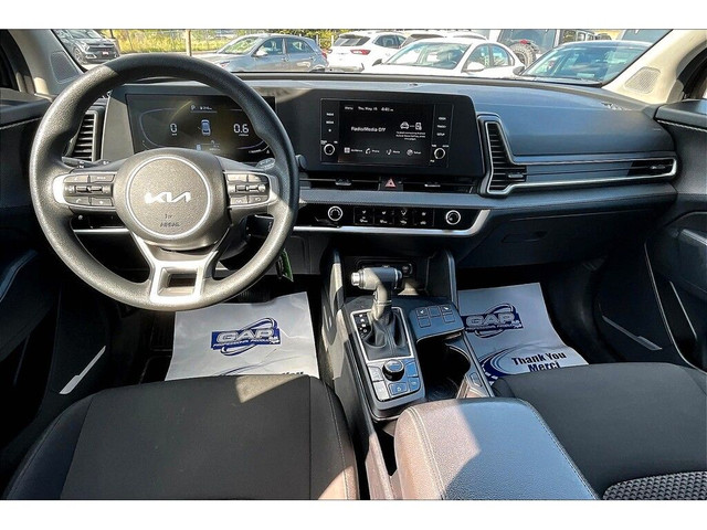 2023 Kia Sportage LX in Cars & Trucks in Barrie - Image 4
