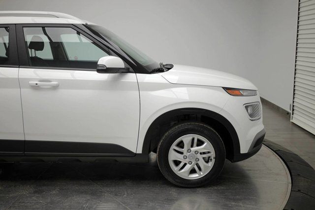 2023 Hyundai Venue Preferred in Cars & Trucks in Calgary - Image 3