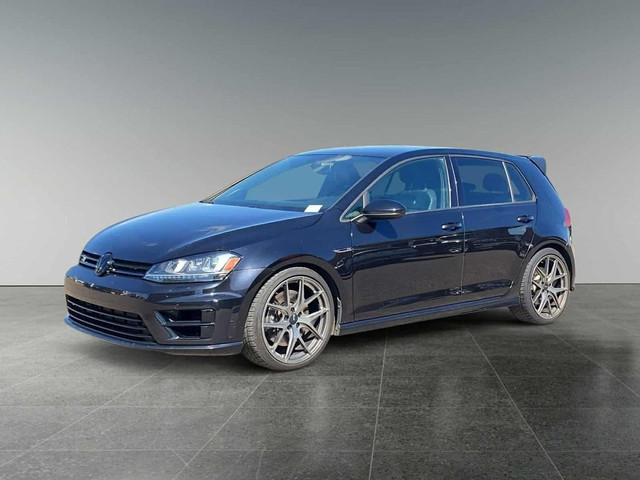 2016 Volkswagen Golf R 5dr HB DSG in Cars & Trucks in Medicine Hat
