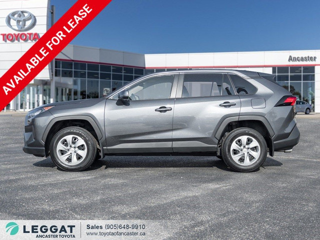2022 Toyota RAV4 LE FWD in Cars & Trucks in Hamilton - Image 3