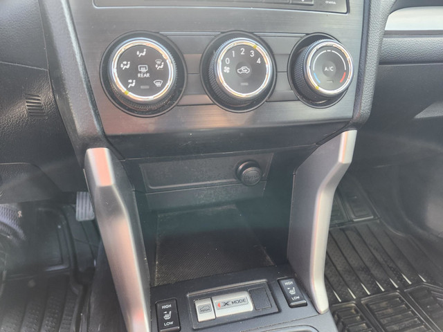 2015 Subaru Forester AWD GARANTIE 1 ANS dans Autos et camions  à Ville de Montréal - Image 4