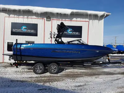 Mirabel Granby Moomba Mojo 2020 Longeur / Length : 23' Largeur / Beam : 100'' Moteur / Engine : Indm...