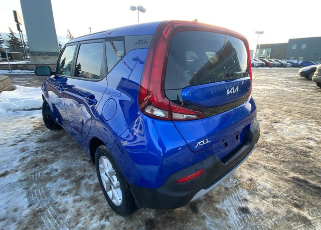 2022 Kia Soul EX CERTIFIED PRE-OWNED | Bluetooth | Backup Camera in Cars & Trucks in Red Deer - Image 4