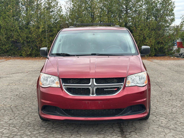2014 DODGE GRAND CARAVAN SXT FWD I NO REPORTED ACCIDENTS I LOW M in Cars & Trucks in Hamilton - Image 2