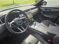 2023 Jaguar F-PACE P250 AWD S Bold Design. Refined Performance. Experience the perfect blend of dyna... (image 8)