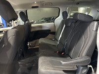 High Value Options: 1 Owner Low Mileage 8 Passenger Back Up Camera Stow N Go Trailer Package The 201... (image 8)