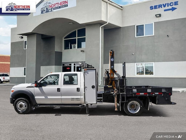 2013 Ford F-550 Chassis XLT PICKER TRUCK CREW CAB 4X4 in Cars & Trucks in Edmonton - Image 4