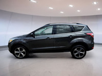 This 2017 Ford Escape SE EcoBoost offers exceptional comfort and reliability with low kilometers and... (image 4)