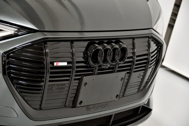 2023 Audi E-TRON Technik / Black Optics / 22 Pouces / B&O Certif in Cars & Trucks in Longueuil / South Shore - Image 4