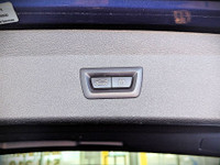 Comes equipped with: Power Mirrors, Sunroof , Load Bearing Exterior Rack, Shark fin antenna, Halogen... (image 7)