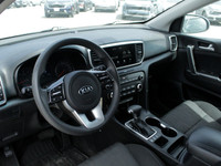 2021 Kia Sportage LX AWD | No Accidents | BC Registered | Back up Camera | Bluetooth | Heated Seats... (image 9)